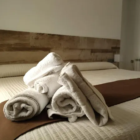 Hotel Tres Estrellas Casa Maribona Gela 3* El Puente (Castile and Leon)