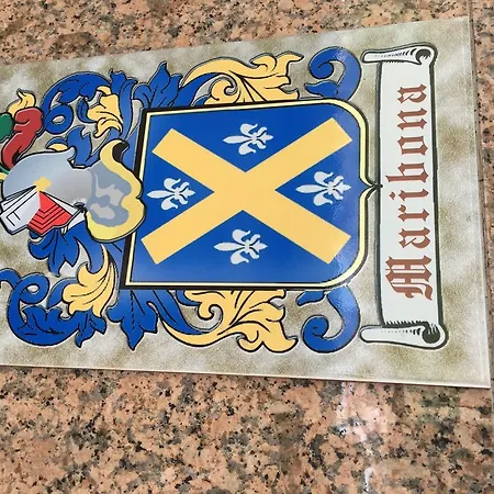 Tres Estrellas Casa Maribona Gela 3*