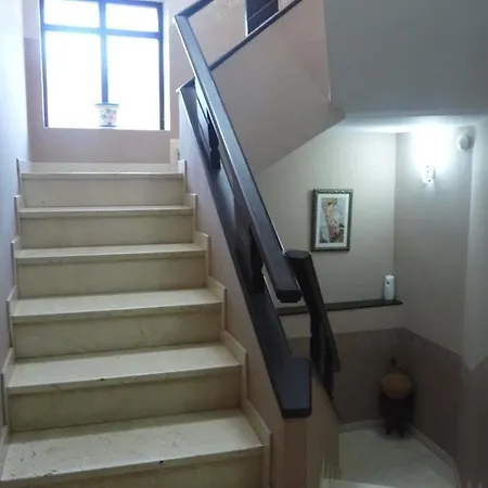 Hotel Tres Estrellas Casa Maribona Gela