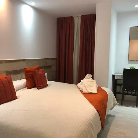 Hotel Tres Estrellas Casa Maribona Gela Hotel
