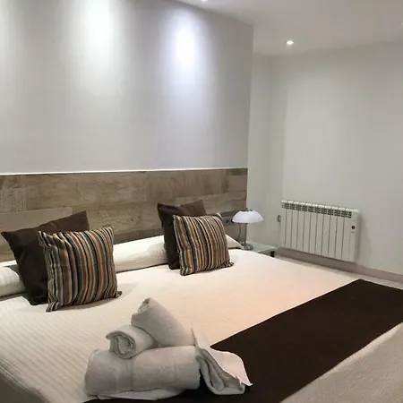 Tres Estrellas Casa Maribona Gela Hotel