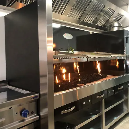 Tres Estrellas Casa Maribona Gela Hotel