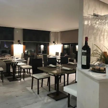 Tres Estrellas Casa Maribona Gela Hotel