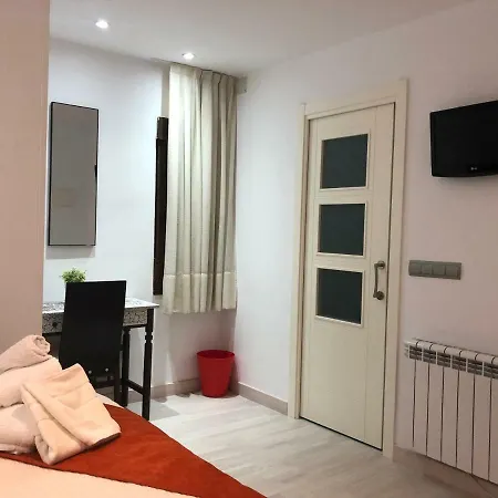 Tres Estrellas Casa Maribona Gela Hotel El Puente (Castile and Leon)