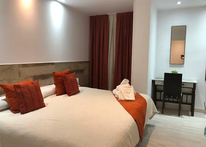 Tres Estrellas Casa Maribona Gela 호텔