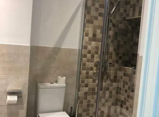 Tres Estrellas Casa Maribona Gela